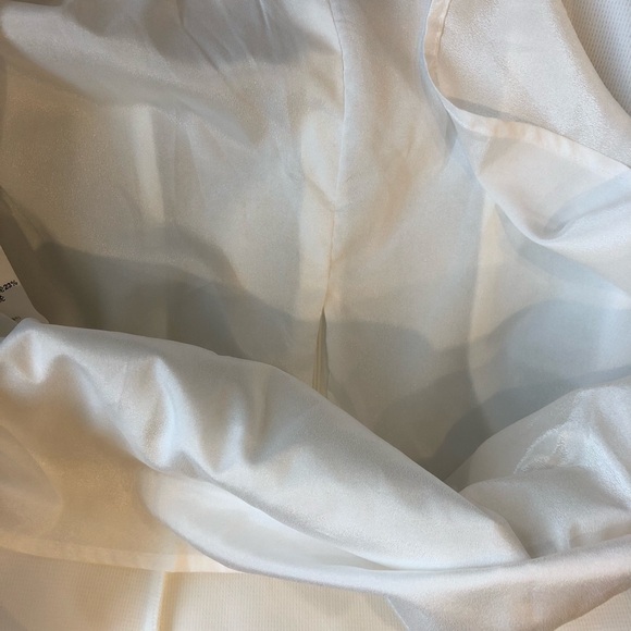 White Dress from Mori Jasmine Website. - Picture 12 of 12